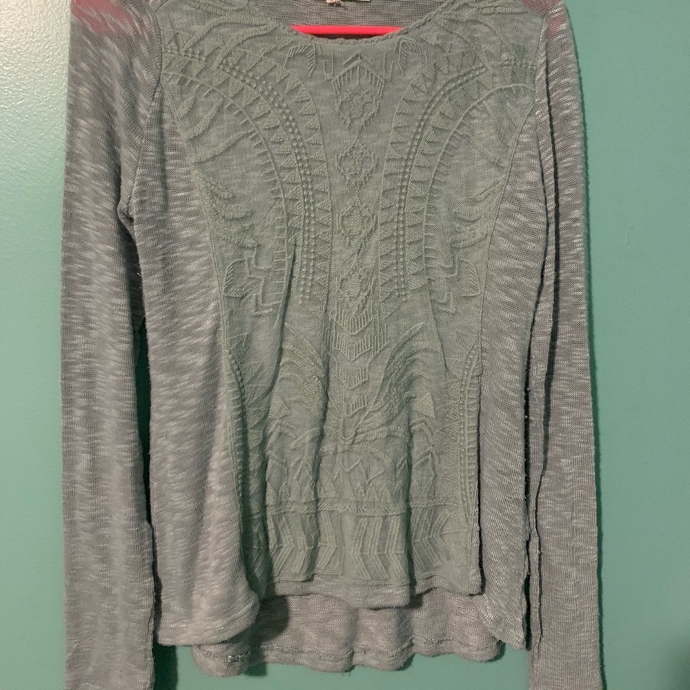 Green long sleeve breezy top